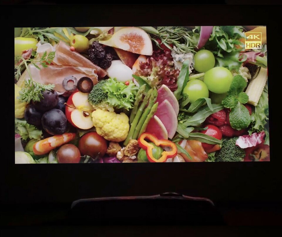 Projetor led wzatco e600 suporte ac3 1080p 4k vídeo